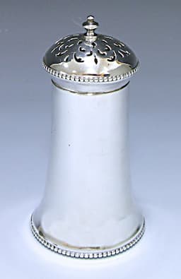 A Victorian Antique Silver Pepper 1