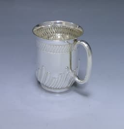 A  Victorian Antique Silver Childs Mug 1