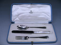 A Sterling Silver 3 Piece Childs Set 1
