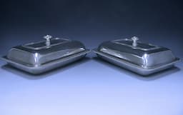 A Pair of George III Antique Silver Entrée Dishes  1