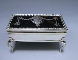 A Sterling Silver and Tortoiseshell Trinket / Jewellery Box 1