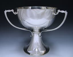 A George V Antique Sterling Silver Presentation Bowl 1