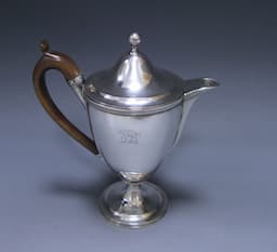 A Georgian Antique Silver Argyle 1