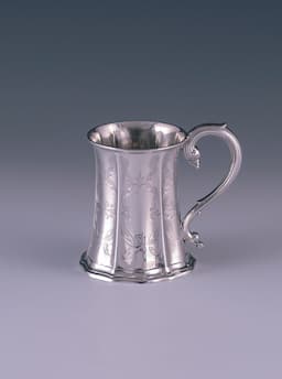 A Victorian Antique Sterling Silver Childs Mug 1