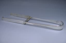 Pair George III Antique Sliver Asparagus Tongs 1