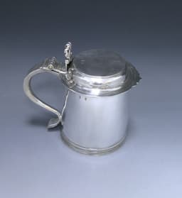 A Queen Anne Antique Silver Tankard 1