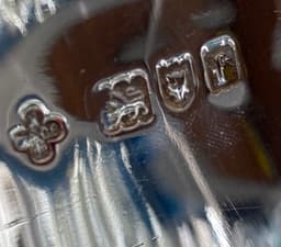 F96D33B1-368C-48C1-8A36-520D0285F984