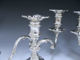 W52x18bw