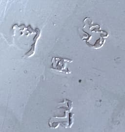 W110x23h