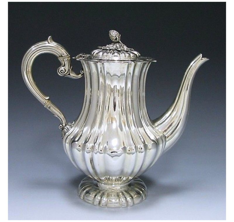 Antique Silver William IV Coffee Pot made in 1833