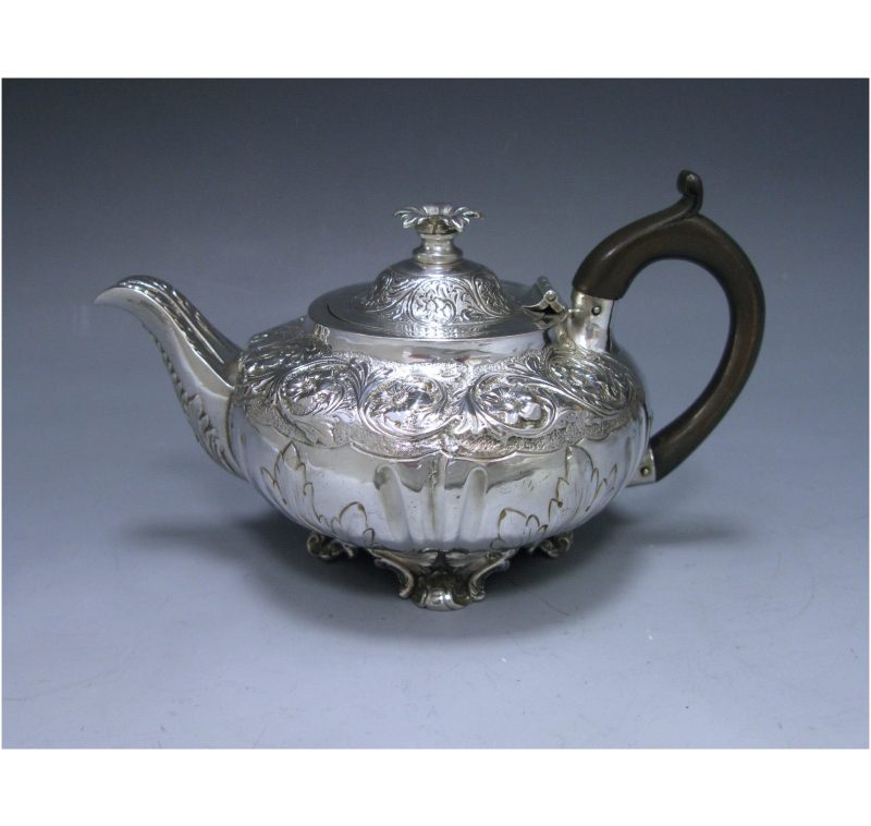 A William IV Antique Silver Tea Pot