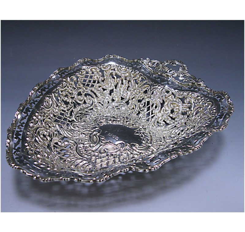 Antique Silver Victorian Heart-Shaped Dish made in 1899