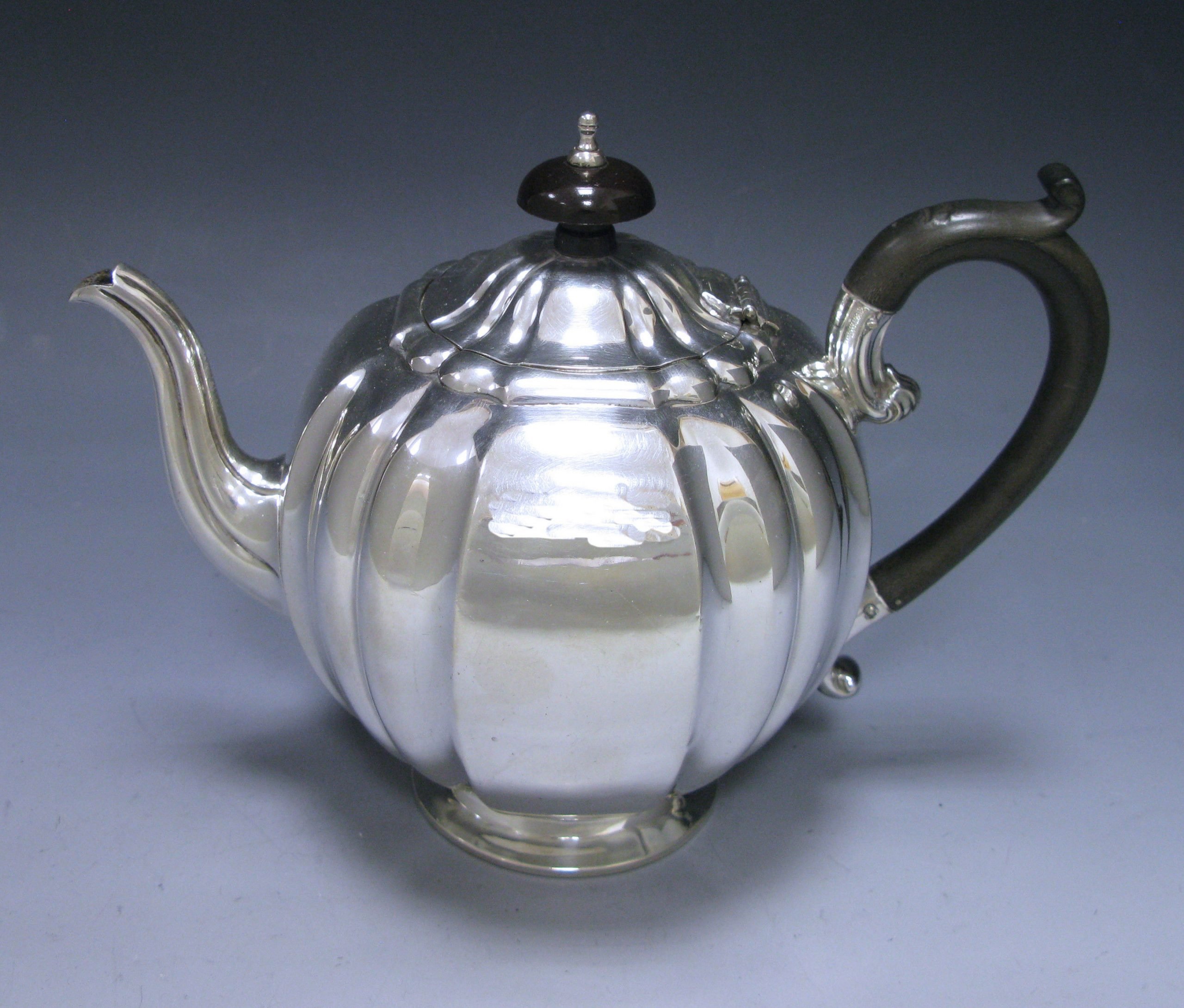 A Victorian Antique Silver Tea Pot 1