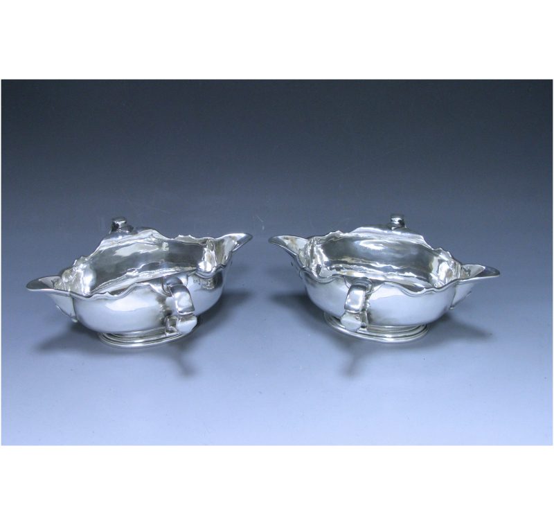 Pair of George II Double-Lipped Sauce Boats made in 1727