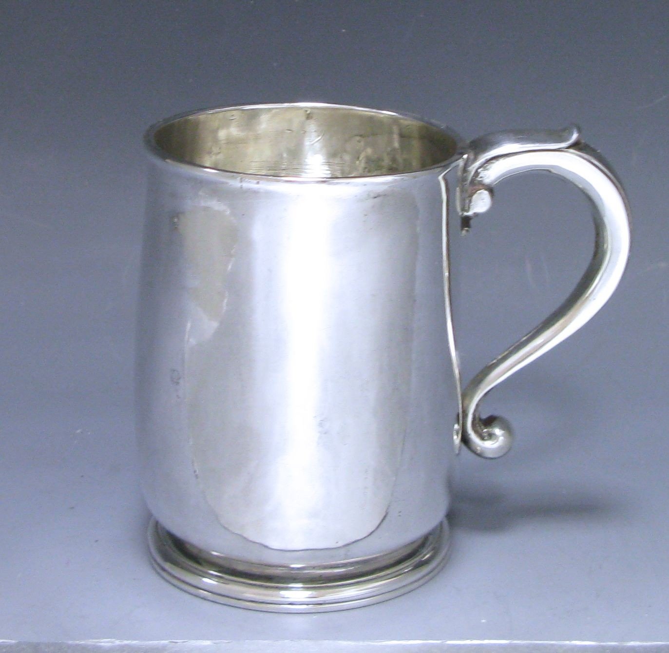 A Queen Anne Sterling Silver  Mug 1