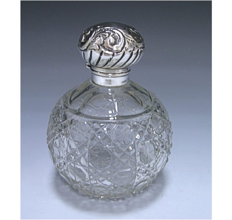 Antique Silver Perfume Bottle made in 1902