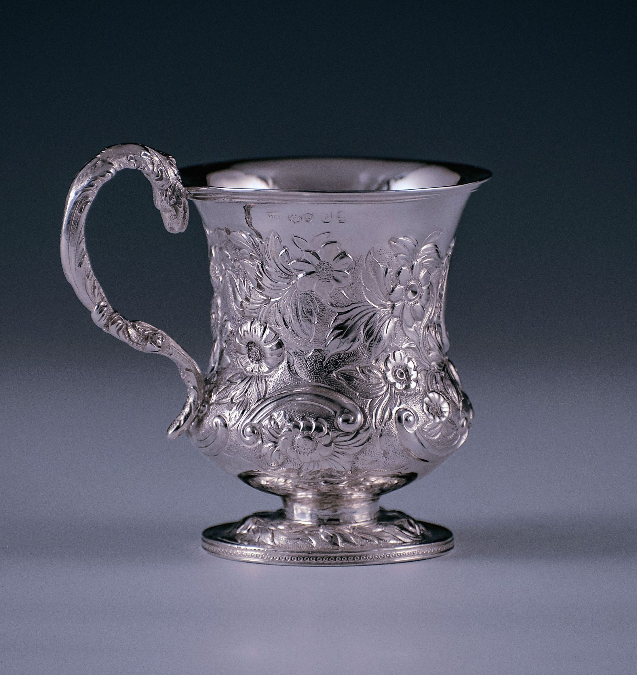 George IV Antique Sterling Silver Childs Mug  1