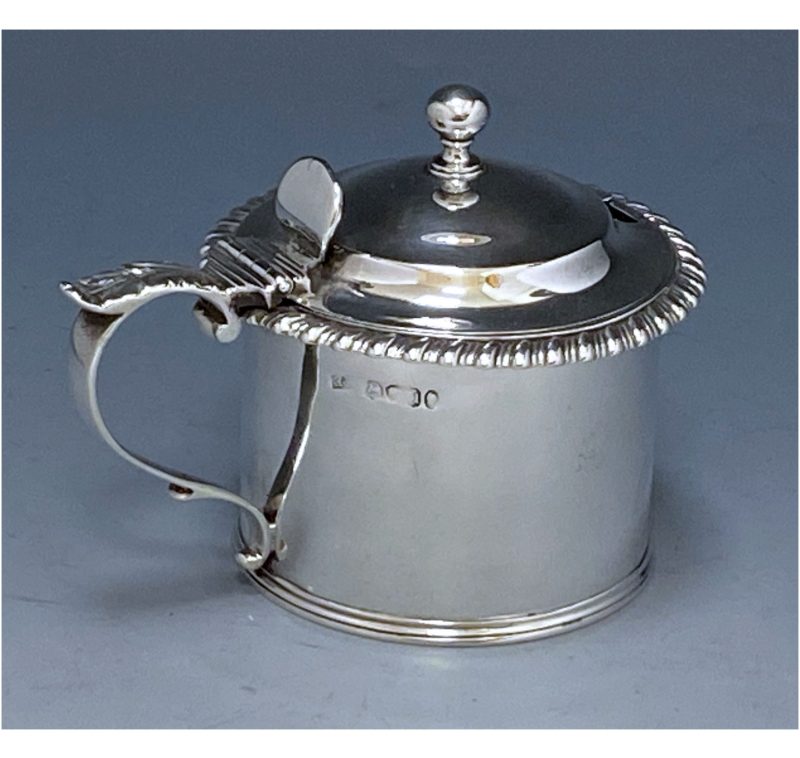 Antique Silver William IV Large Mustard Pot made in 1835