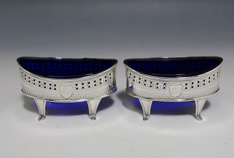 Pair Antique Silver George III Salt Cellars made in 1792